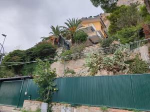 Appartamento in Villa con accesso al mare, vista mozzafiato