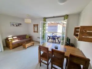 Aureilhan-appartemant 4-6 pp Piscine Cosy en bord lac - 欧雷扬