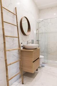 Oporto Swimming Pool House