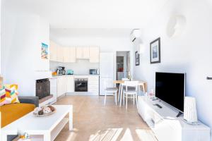 Calahonda Beach II First line apartment in Calahonda