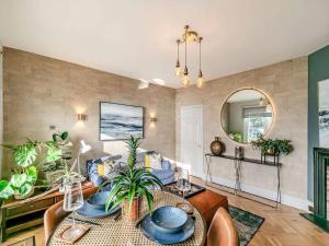 Oystercatcher - Mount Brioni