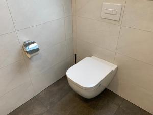 Haus Benz für 8 Personen - 4 Zimmer m. Dusche Vollausstattung 1km v. Wittenberge Baustelle A14 Parkplätze Grill Gemeinschaftsküche