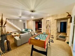 La Maison de J. - Semoutiers