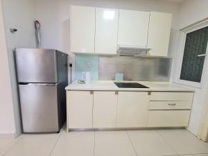Crest Residence Klcc Bukit Bintang by Sarahs Lodge