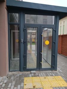 Apartments Domovik Миру 11с 11