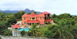 Eden Crest Villa - Dame de Traversay