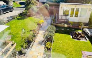 Karibu Cottage near the airport