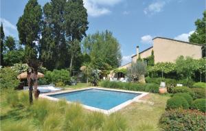 Beautiful apartment in Cabannes with 1 Bedrooms, WiFi and Outdoor swimming pool