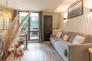 Appartements MC Tourisme - Splendide & cosy appartement avec piscine, tennis & parking : photos des chambres