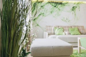 Central Old City Apartment