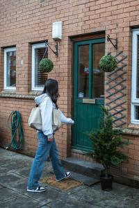 Finnieston 1-Bed - Walk to Hydro & Bars - Sleeps 2