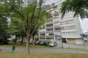 Apartments with a parking space Karlovac - 20779