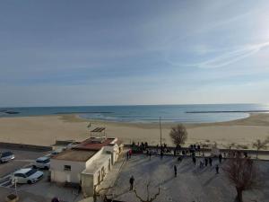 Grau dAgde : Appartement 3 pièces avec terrasses à 20m de la plage - FR-1-423-265