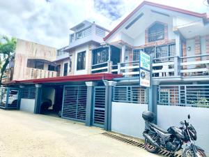 Alzeahs Place Room for Rent