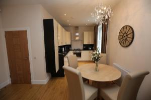 Edinburgh Pearl Apartments - Dalry House Residence