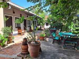 Chaliya Boutique Garden