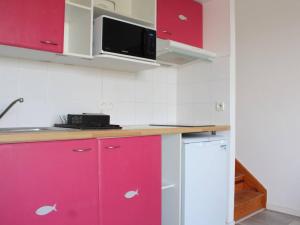 Appartements Appartement Chatelaillon-Plage, 1 piece, 4 personnes - FR-1-246-516 : photos des chambres