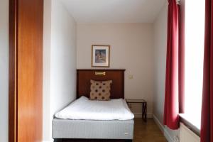 Standard Single Room with Shower room in Hotel Bishops Arms Lund