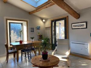 Maisons de vacances La maison de gravies : photos des chambres