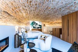 Appart'hotels Legend Majestic SPA - Insolite & Unique - Champagne - Parking prive : photos des chambres