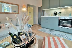 Appartements Leonor - Petit cocon pour 2 proche plage : photos des chambres