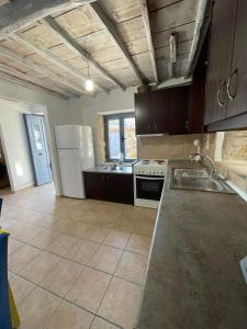 Kontias stonehouse 2