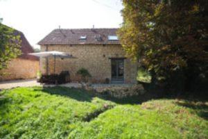 Maisons de vacances LE SORBIER 2 BED/2 BATH GITE WITH SWIMMING POOL : photos des chambres