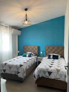 Maisons de vacances Maison de 3 chambres avec jacuzzi jardin clos et wifi a Agde a 3 km de la plage : photos des chambres