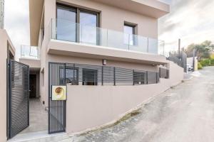 Ostrako Luxury Villa