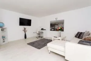 Nazarene apartments in Leeds - Horsforth