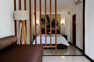 White Moon - Dream 5br Villa in Legian close to the Beach