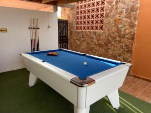 Casa Piedra, Luxury Family Front Line Golf, Hot Tub,Pool Table, 8 pers, Caleta de Fuste