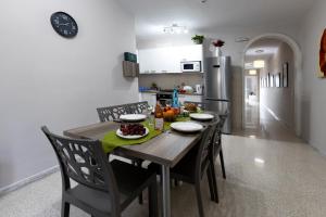 Seaside Flat with Scenic Country Views
