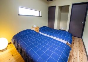 予約制薪割りBBQ可能! 青の洞門から車で15分 l 四季折々の自然が楽しめる農泊古民家 鍋屋