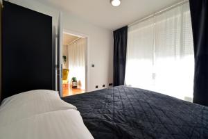 Lavir - Spacious 2BR Apartment with Parking
