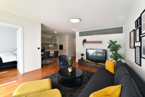 Lavir Apartment with parking