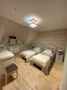 卡纳达酒店 - 伊万诺-弗兰科夫斯克