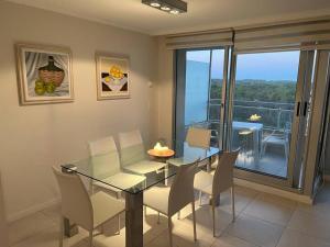 Ocean Drive, 2 dorm y amenities