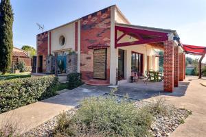 Maisons de vacances The workshop - Atypical loft with swimming pool and garden 3 : photos des chambres