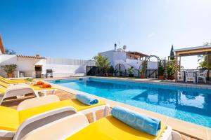 Villa Estrelícia - Pool - Free wi-fi - New in Booking
