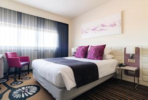 Hotels Best Western Plus Hotel Le Rhenan & Restaurant Chez Claude : Chambre Standard Lit Queen-Size