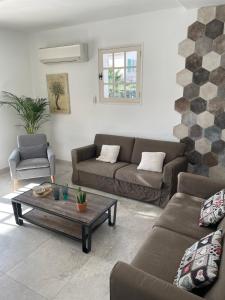 Villa Andrée avec piscine à proximité de la mer