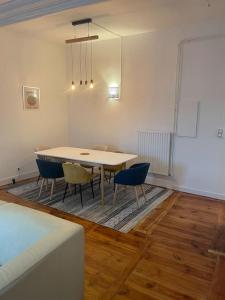 Appartements Appart 3 ch 6 pers+ garage plein centre : photos des chambres