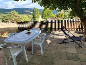 Maisons de vacances GITE PROVENCE LUBERON -PACA- Acces PMR-ANCV : photos des chambres