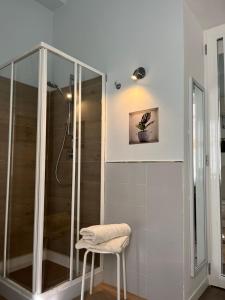 Deluxe Double Room with Shower