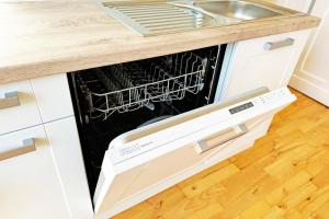 120qm Denkmal Apartment in Krefeld mit Stuck und Balkon - BEUYS Apartments - Krefeld