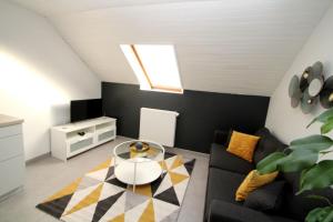 Appartements Maison L'Aiguille - Deux gites et chambres d'hotes au pied de la montagne a la station de Laye : photos des chambres