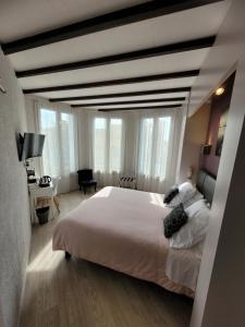 Hotels Hotel Aragon - Centre ville gare : photos des chambres