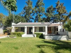 Alimandi Nursery Cottage - Klapmuts