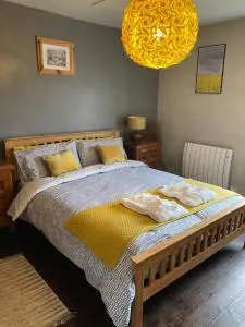 Top Floor at Cantref House - Llanhamlach